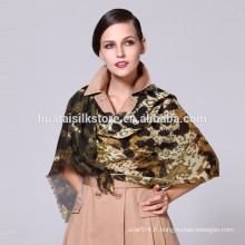 Leopard imprimé en laine pure Lady Scarf